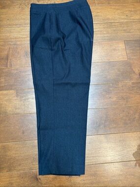 Tailored Straight-Leg Dress Trousers in Navy